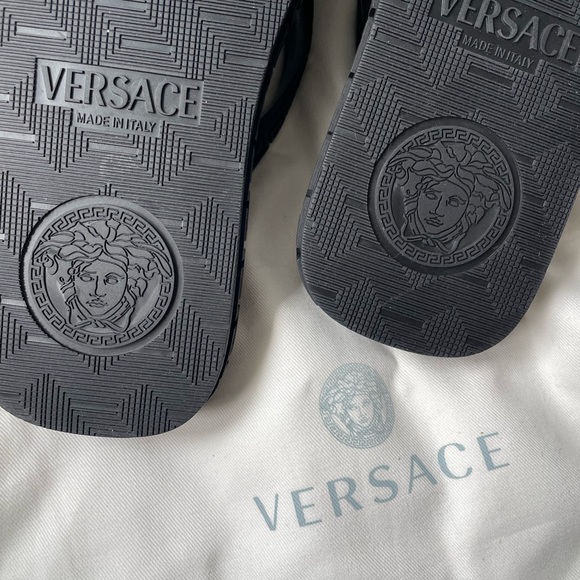 Versace black flip flops summer US5 - Picture 7 of 7